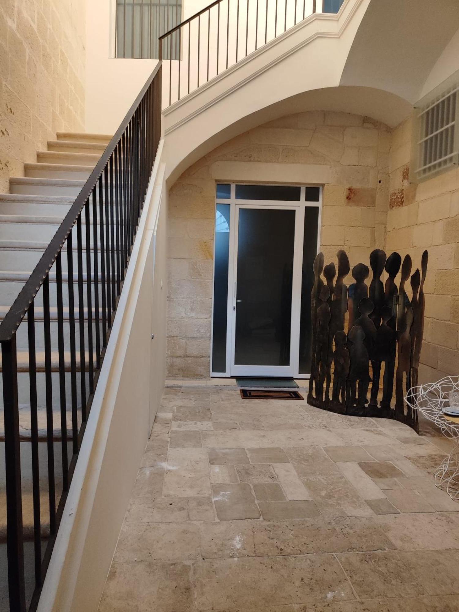 Suite Home D'Aragona เลชเช ภายนอก รูปภาพ