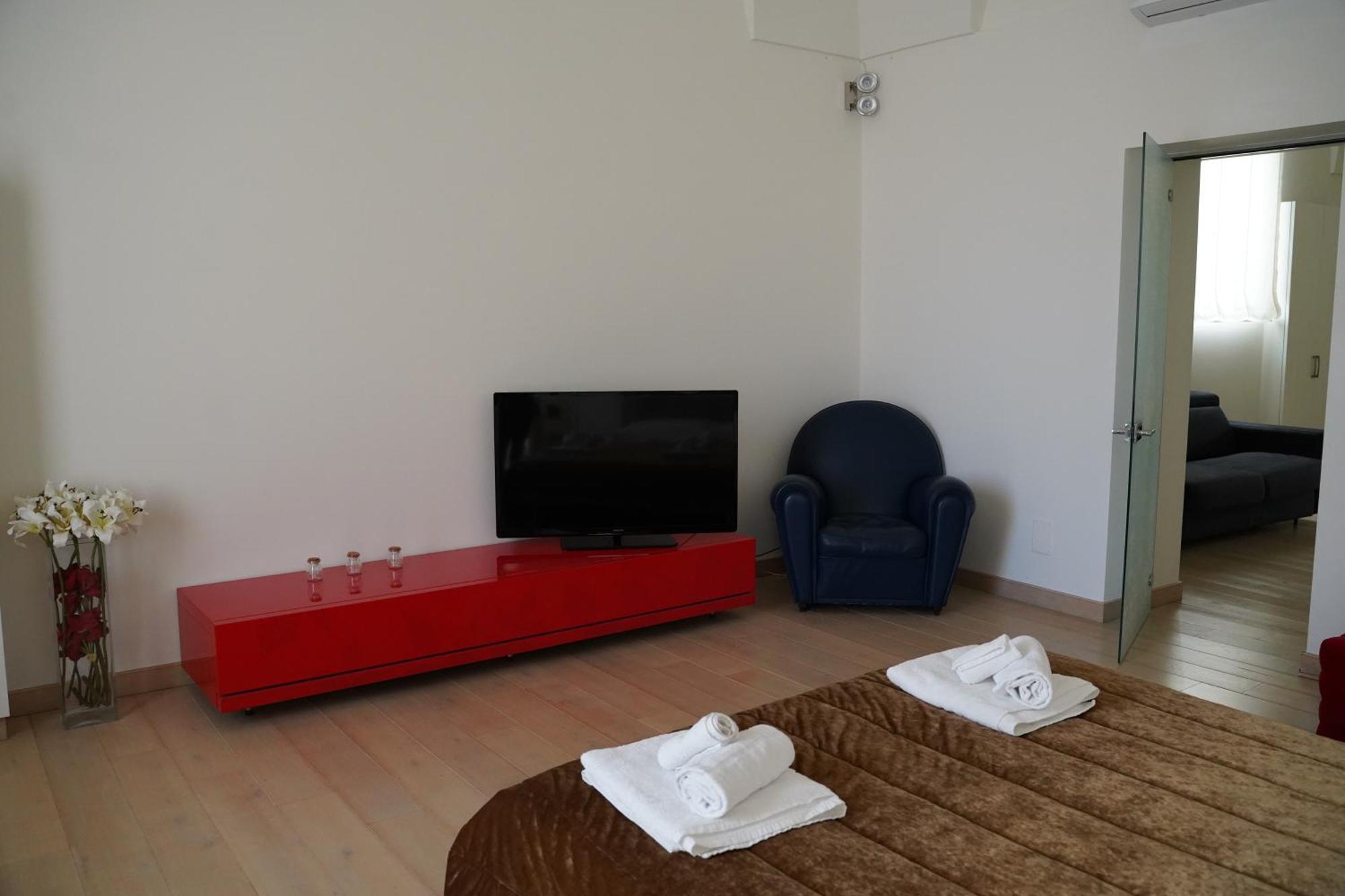 Suite Home D'Aragona เลชเช ภายนอก รูปภาพ