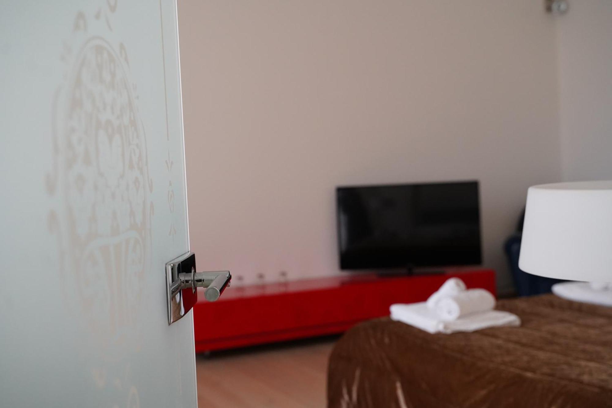Suite Home D'Aragona เลชเช ภายนอก รูปภาพ