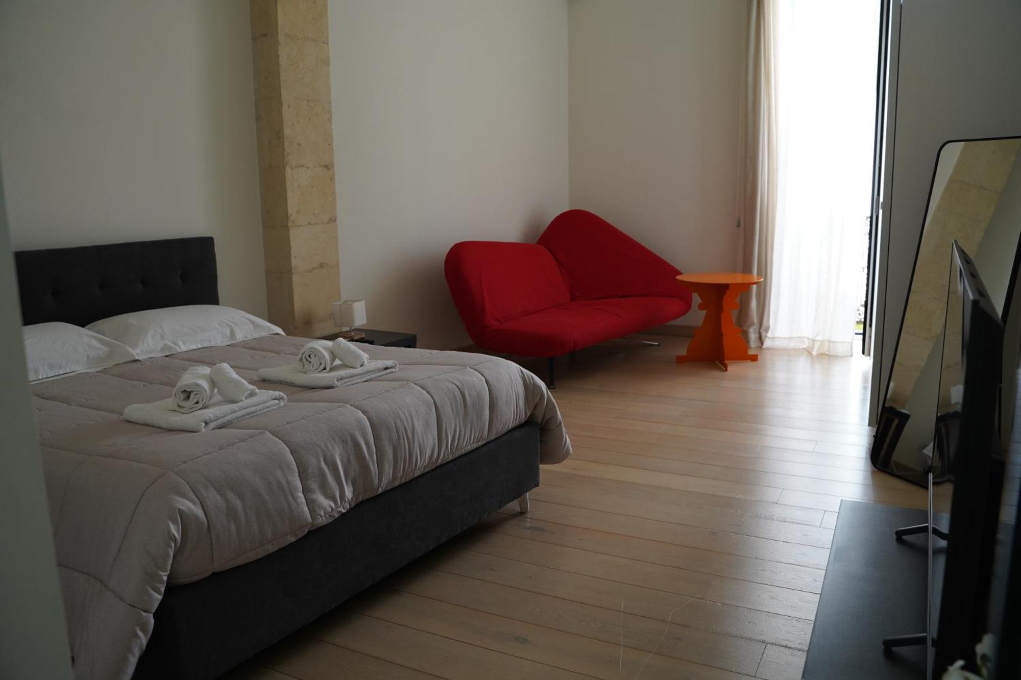 Suite Home D'Aragona เลชเช ภายนอก รูปภาพ