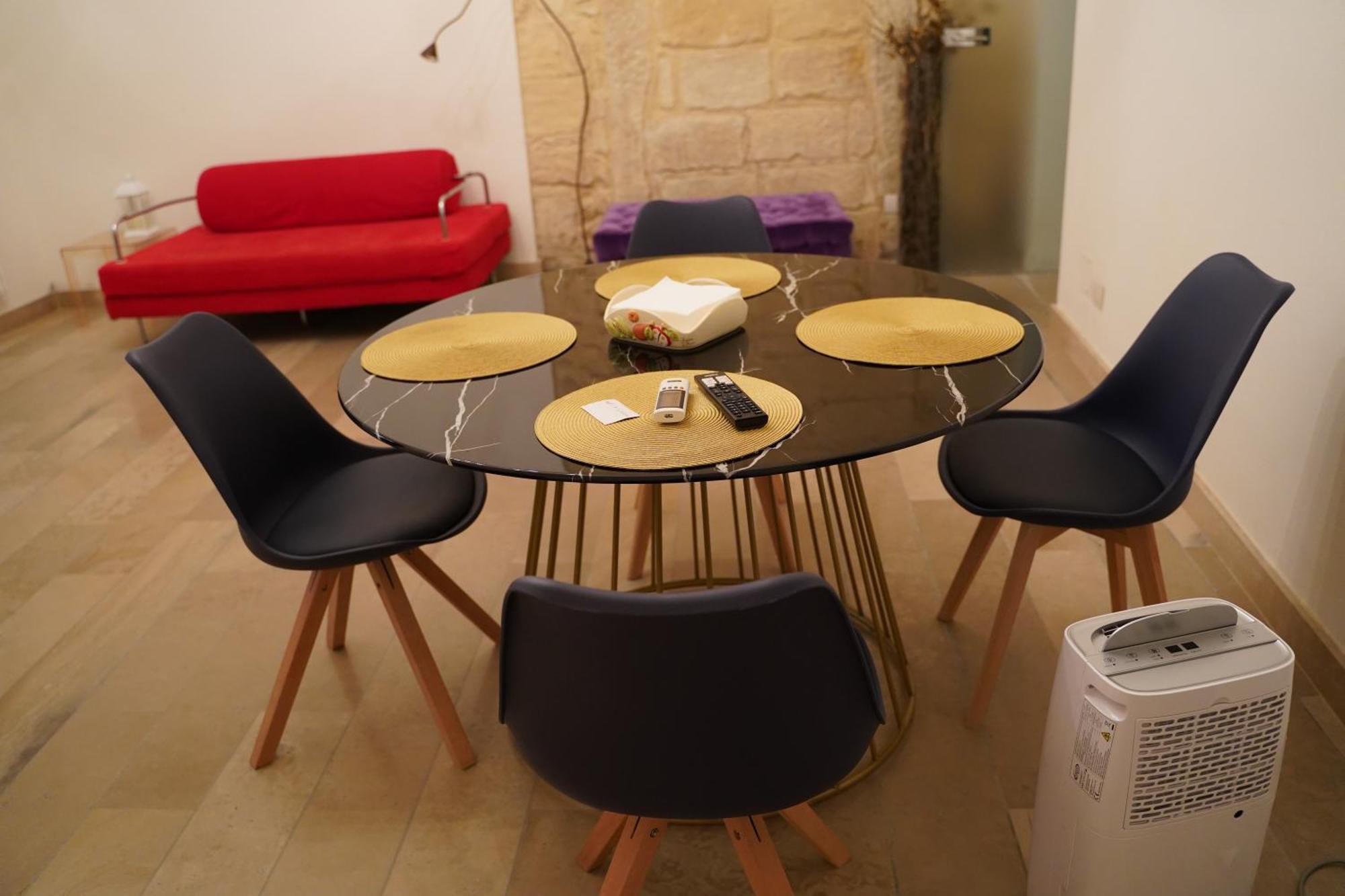Suite Home D'Aragona เลชเช ภายนอก รูปภาพ