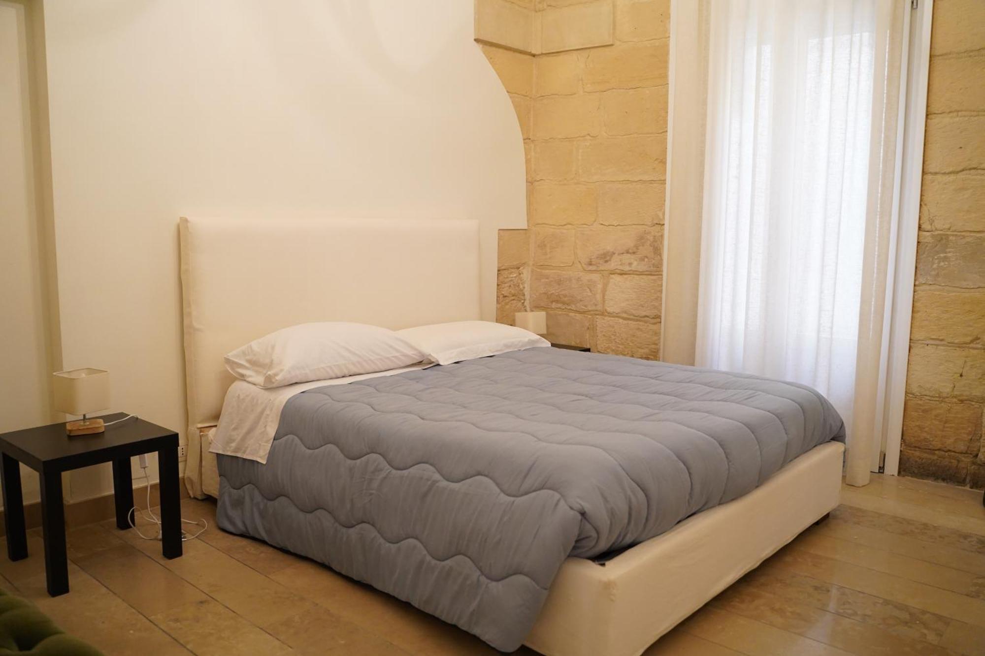Suite Home D'Aragona เลชเช ภายนอก รูปภาพ